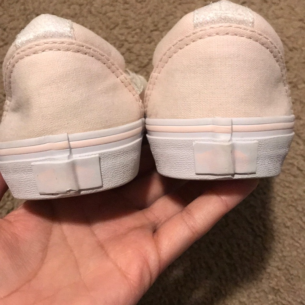 VANS - Picture 3 of 5